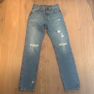 Levi's 501 size 25